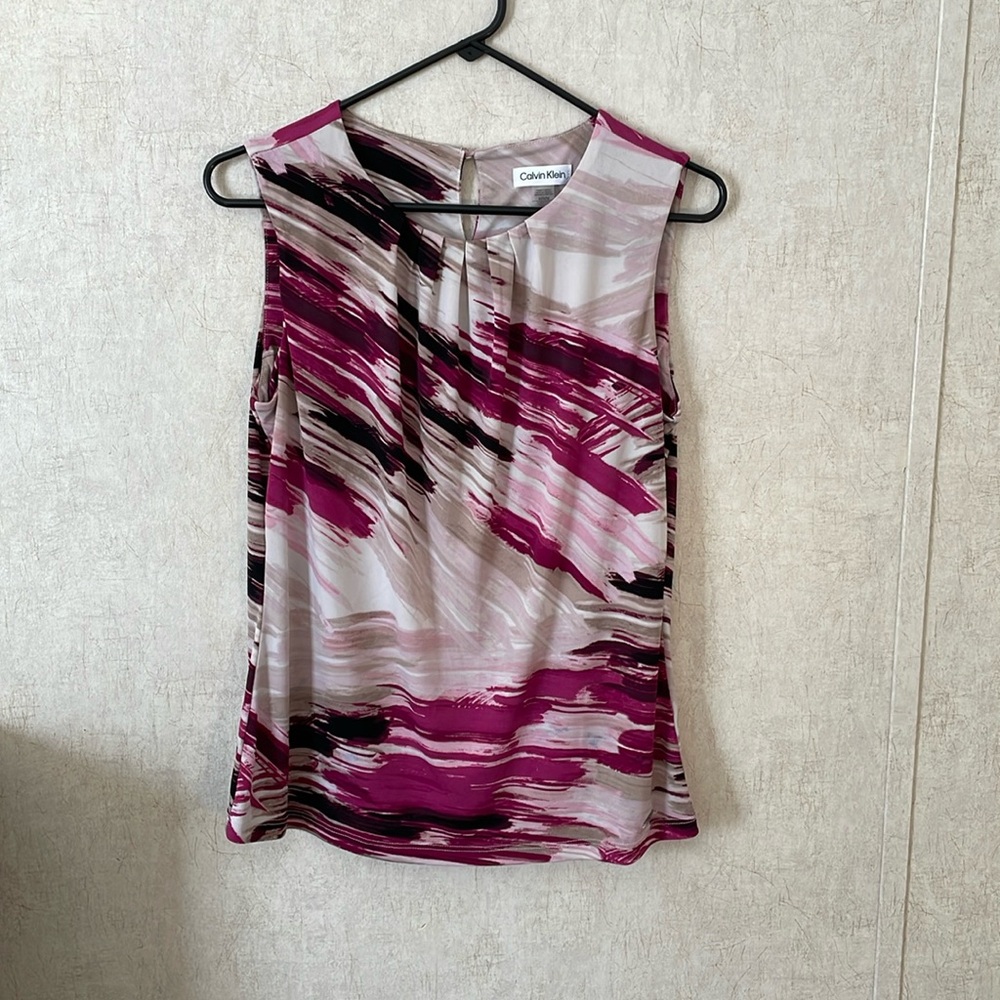 Calvin Klein sleeveless top size M. Multiple colors. Pleated neckline.